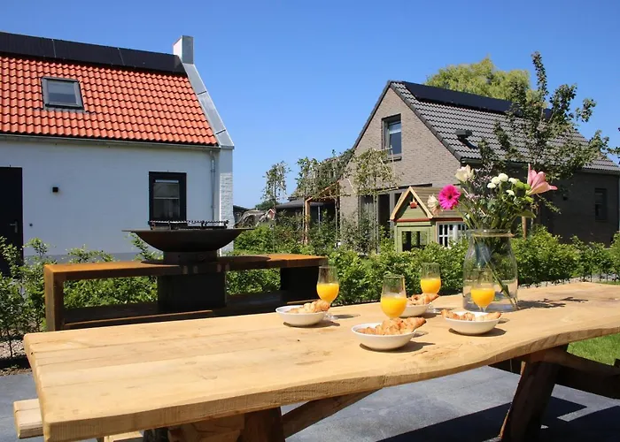 Buiten Aan Zee By Droomvilla בית נופש