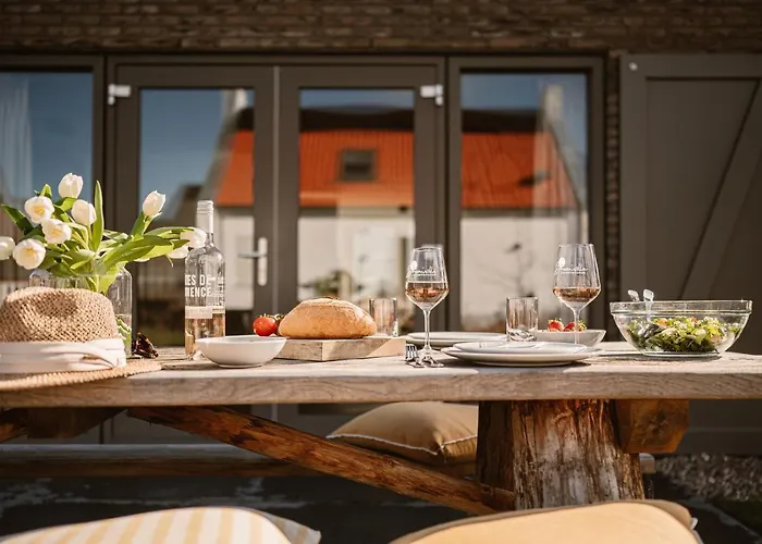 בית נופש Buiten Aan Zee By Droomvilla *