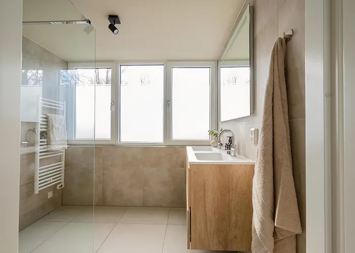 Buiten Aan Zee By Droomvilla בית נופש